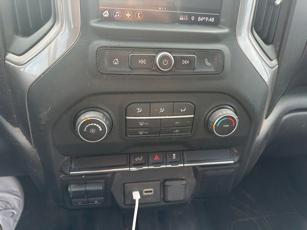 Used 2021 Silver Chevrolet Custom image 16