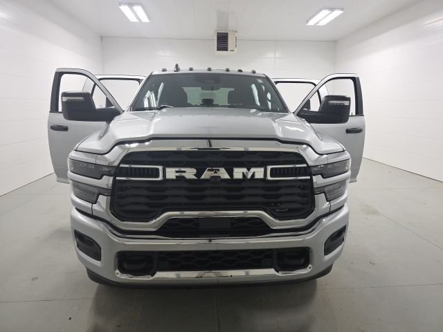 New 2026 Silver-Zynith Exterior Paint RAM Big Horn image 10