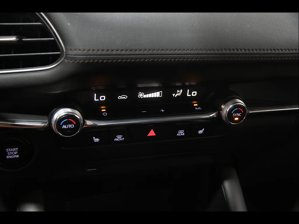 Used 2021 Jet Black Mica Mazda Preferred image 15