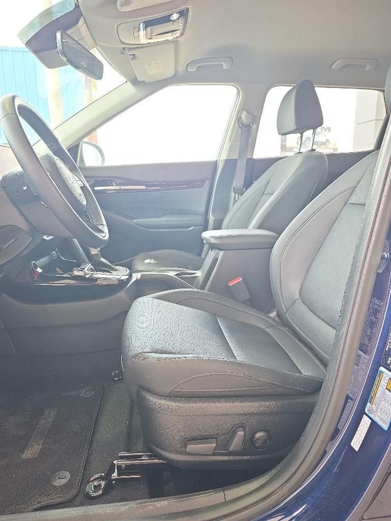 Used 2024 Blue Kia EX image 12