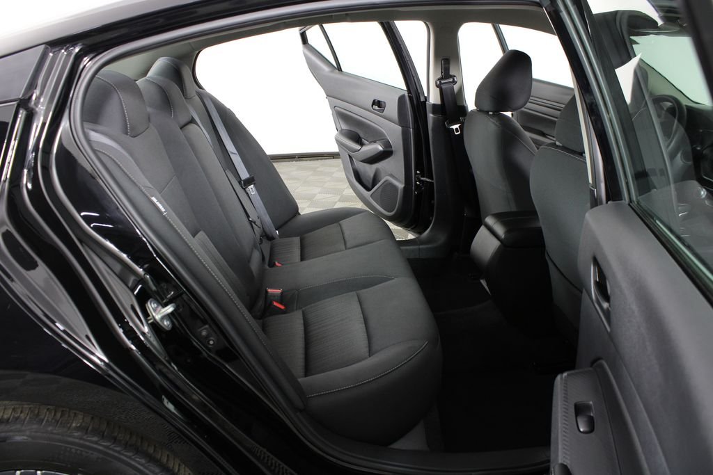 Used 2025 Black Nissan 2.5 SV image 12