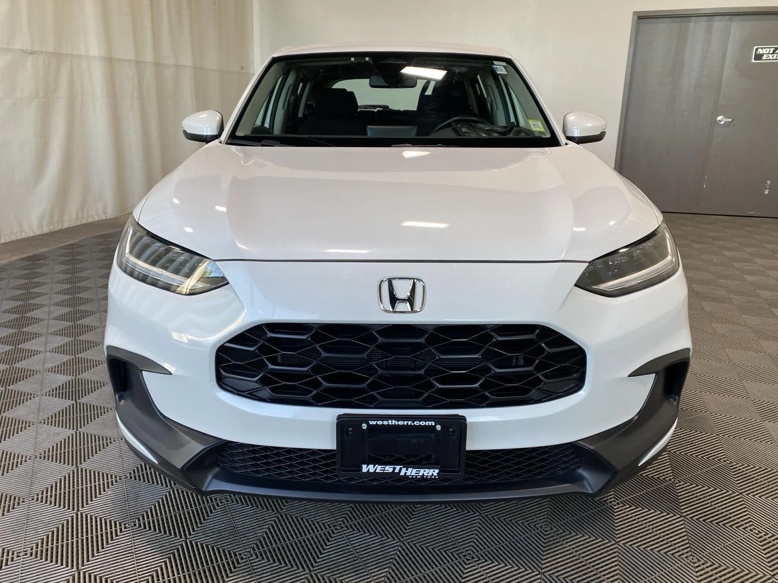 Certified Used 2024 Platinum White Pearl Honda LX image 2
