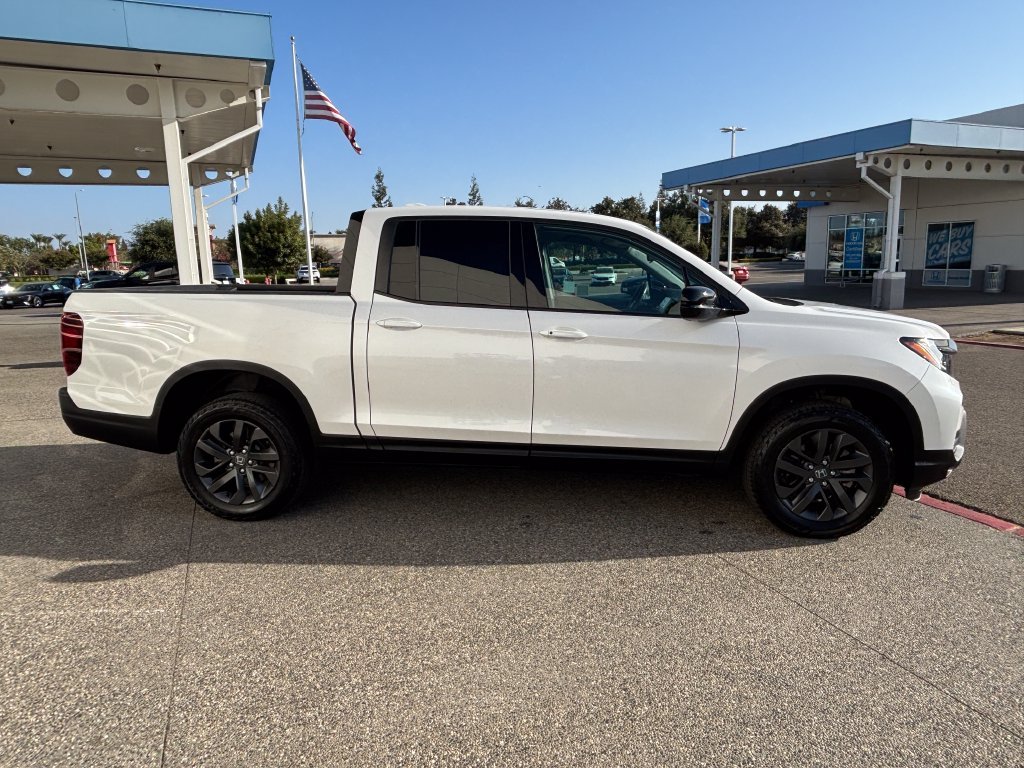 Certified Used 2025 Platinum White Pearl Honda AWD SPORT image 4