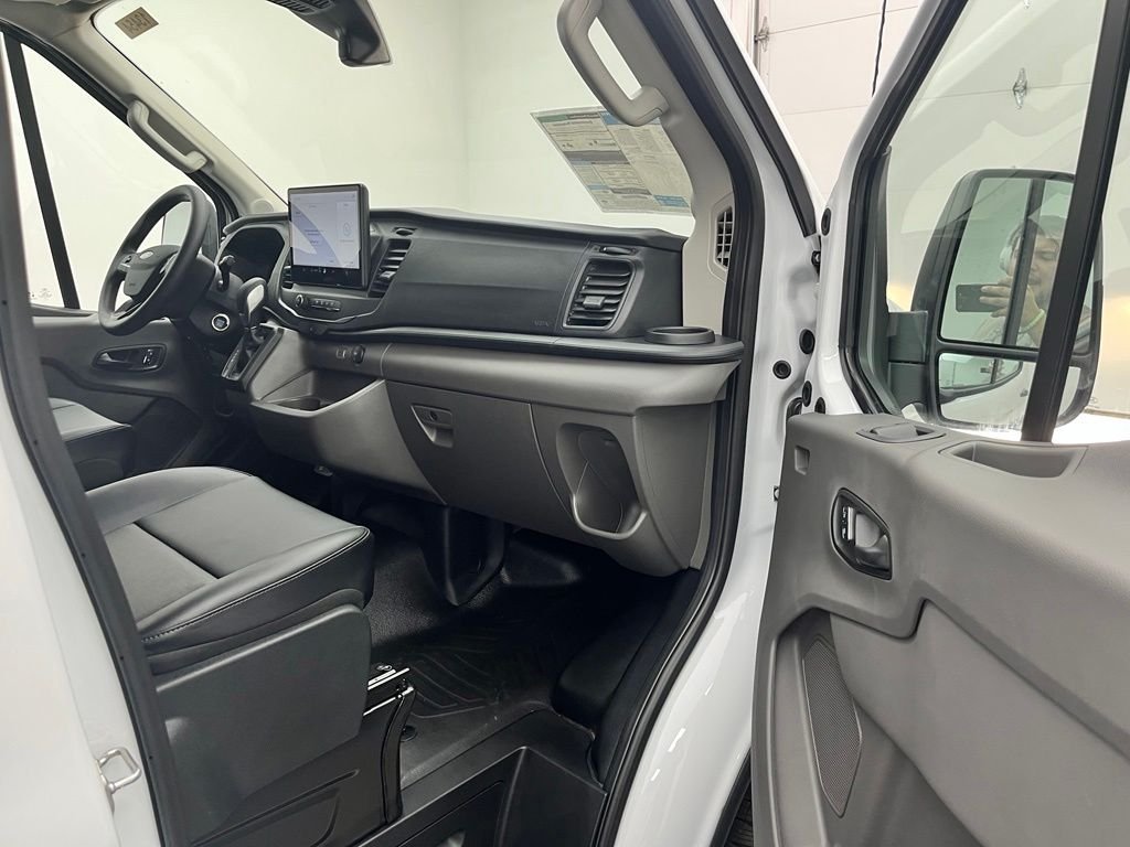 New 2026 White Ford Base image 30