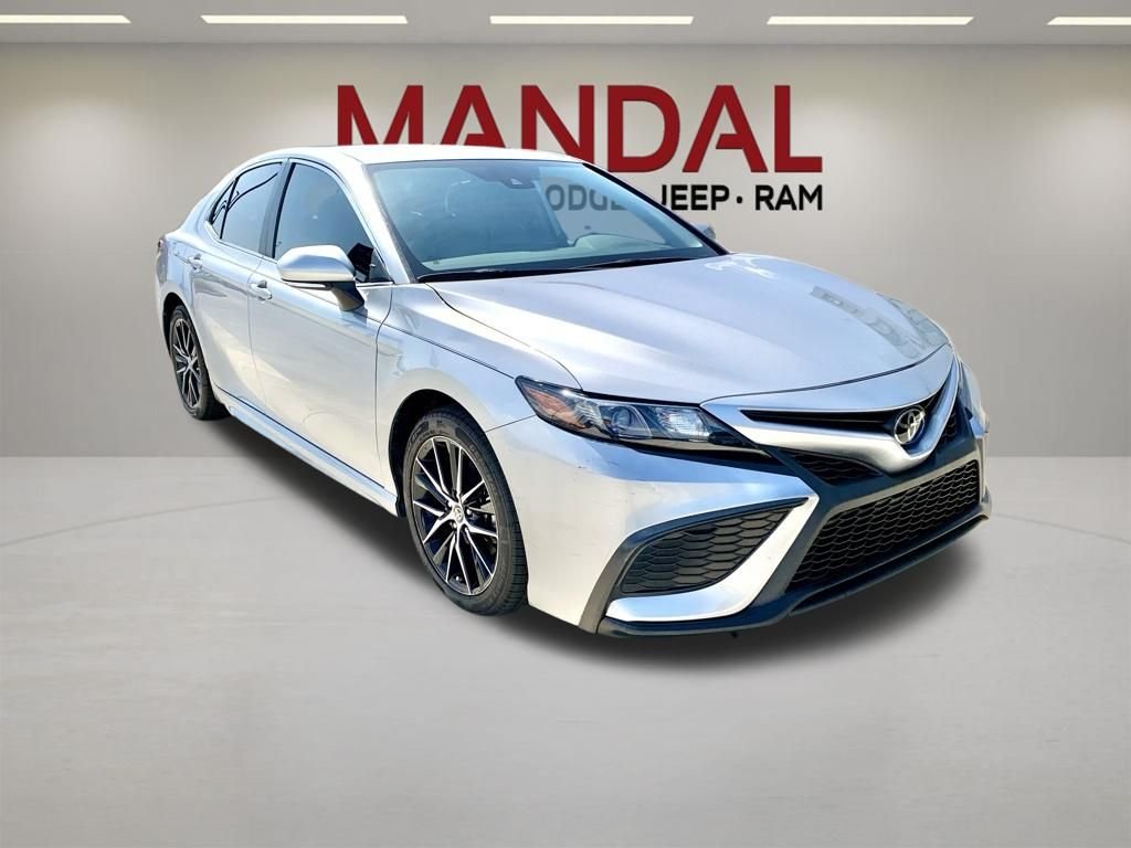 Used 2024 Silver Toyota SE image 3
