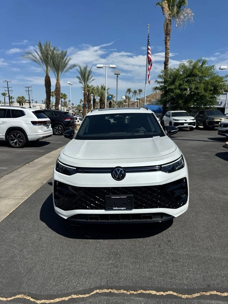 New 2026 White/off-white Volkswagen 2.0T SE R-Line Black image 6