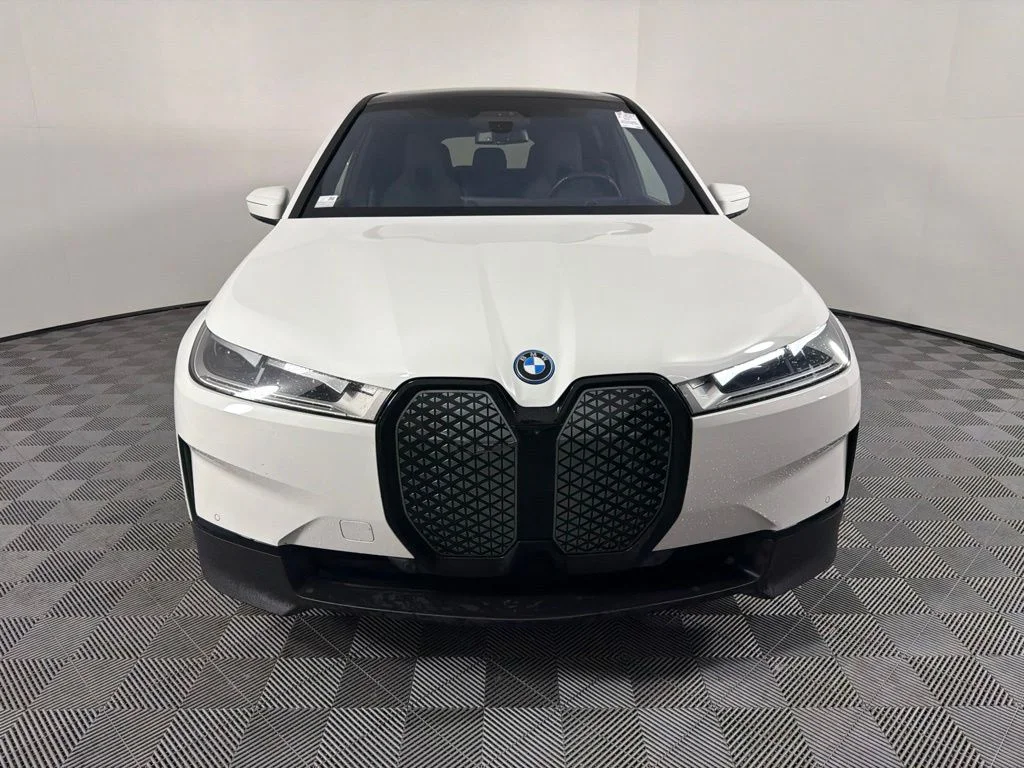 Certified 2024 BMW iX Base with VIN WB523CF08RCN33097 for sale in Bloomfield Hills, MI