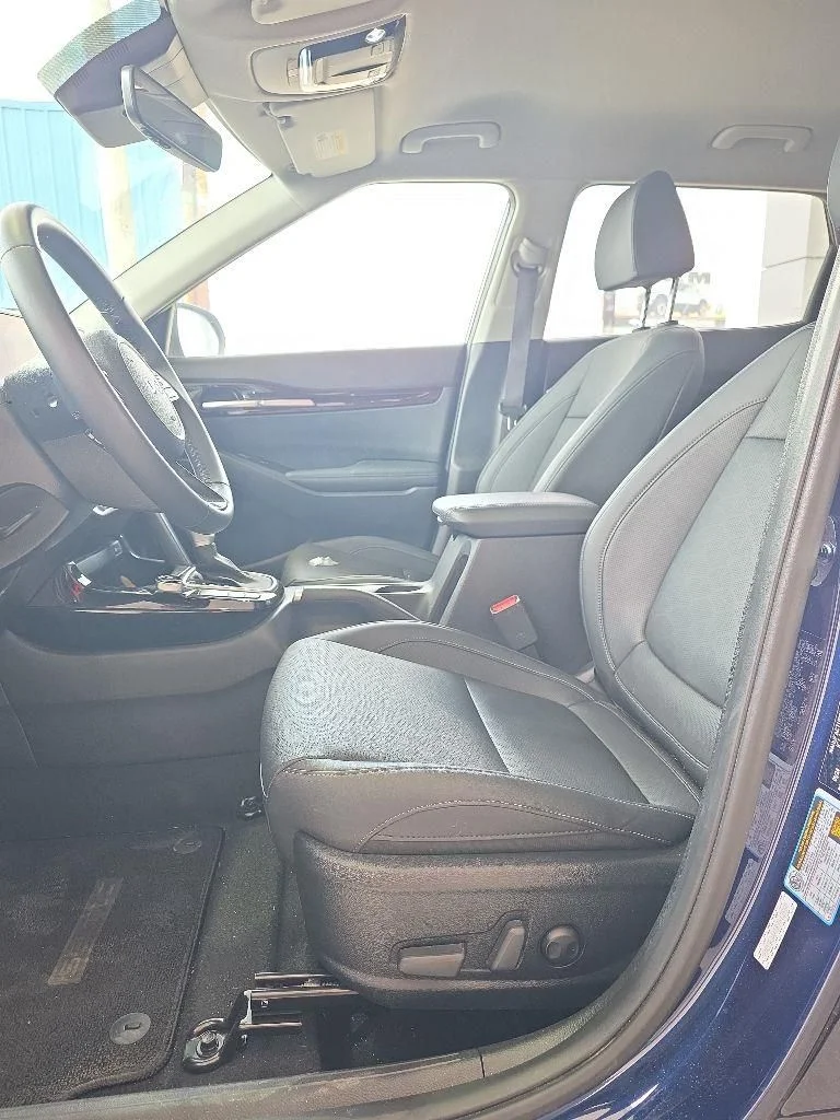 Used 2024 Blue Kia EX image 12