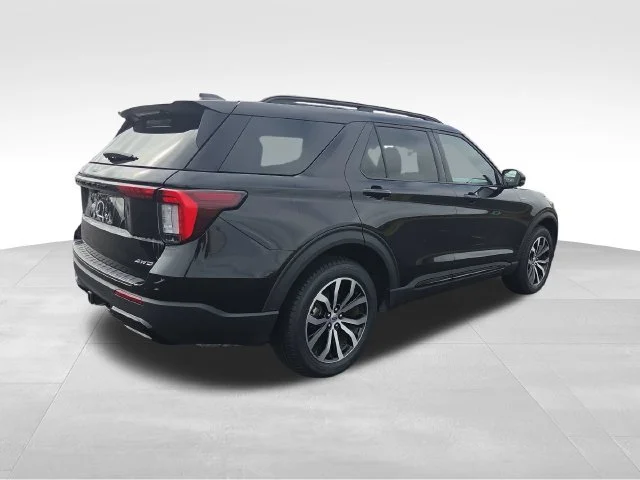 Used 2025 Black Ford ST-Line image 6