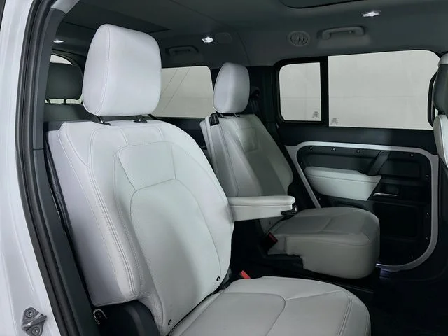 Certified Used 2025 Fuji White Land Rover S image 26