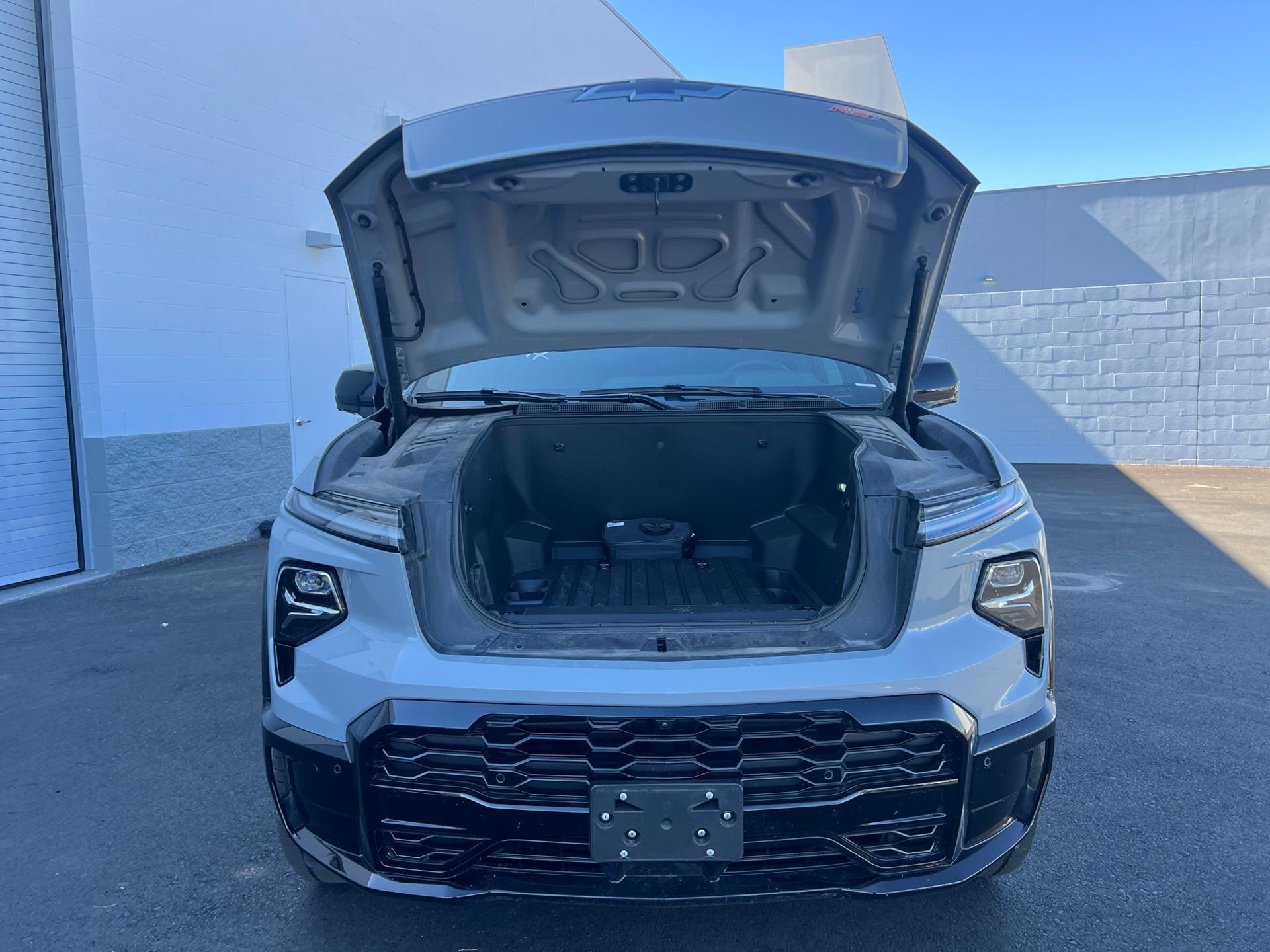 Used 2025 Gray Chevrolet RST image 18