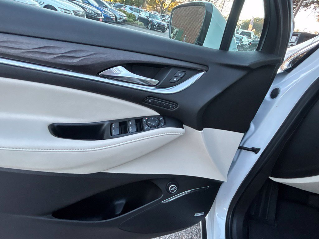 Used 2023 White Buick Avenir image 37