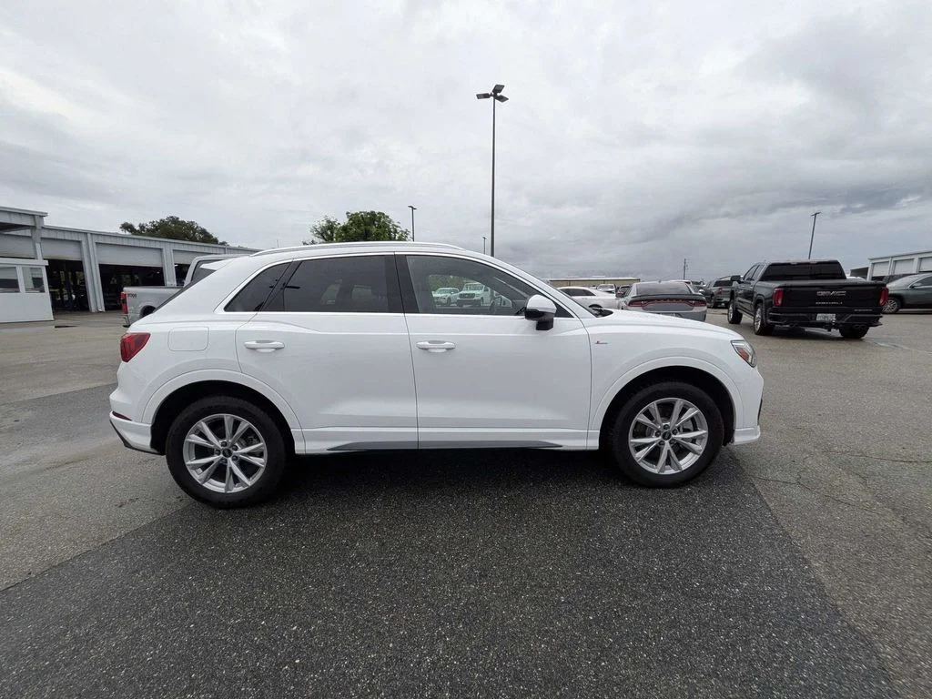 Used 2025 White Audi Premium image 2