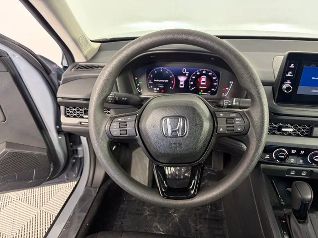 New 2026 Urban Gray Pearl Honda SE image 30