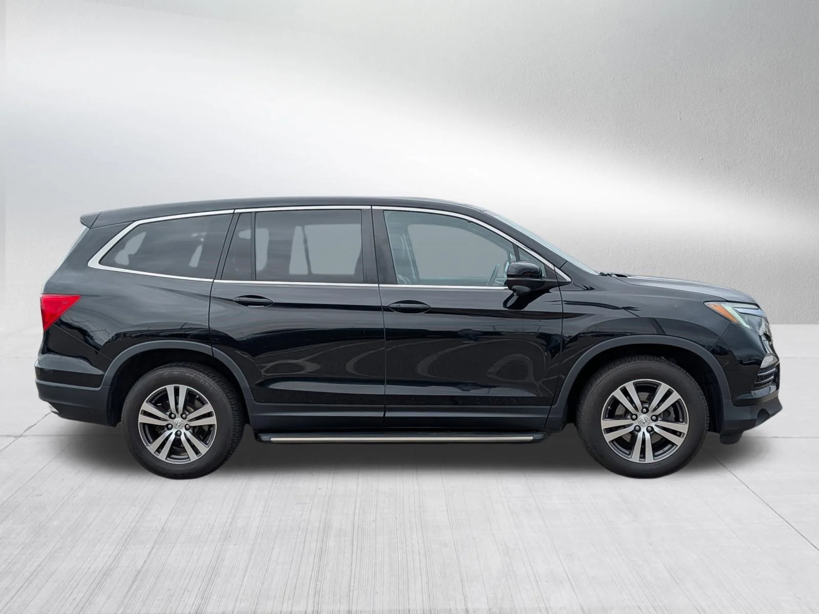 2017 Honda Pilot EX-L - Photo 8