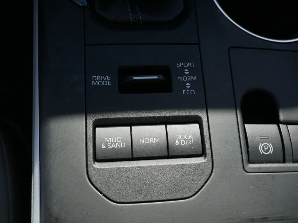 Used 2023 Red Toyota XLE image 22