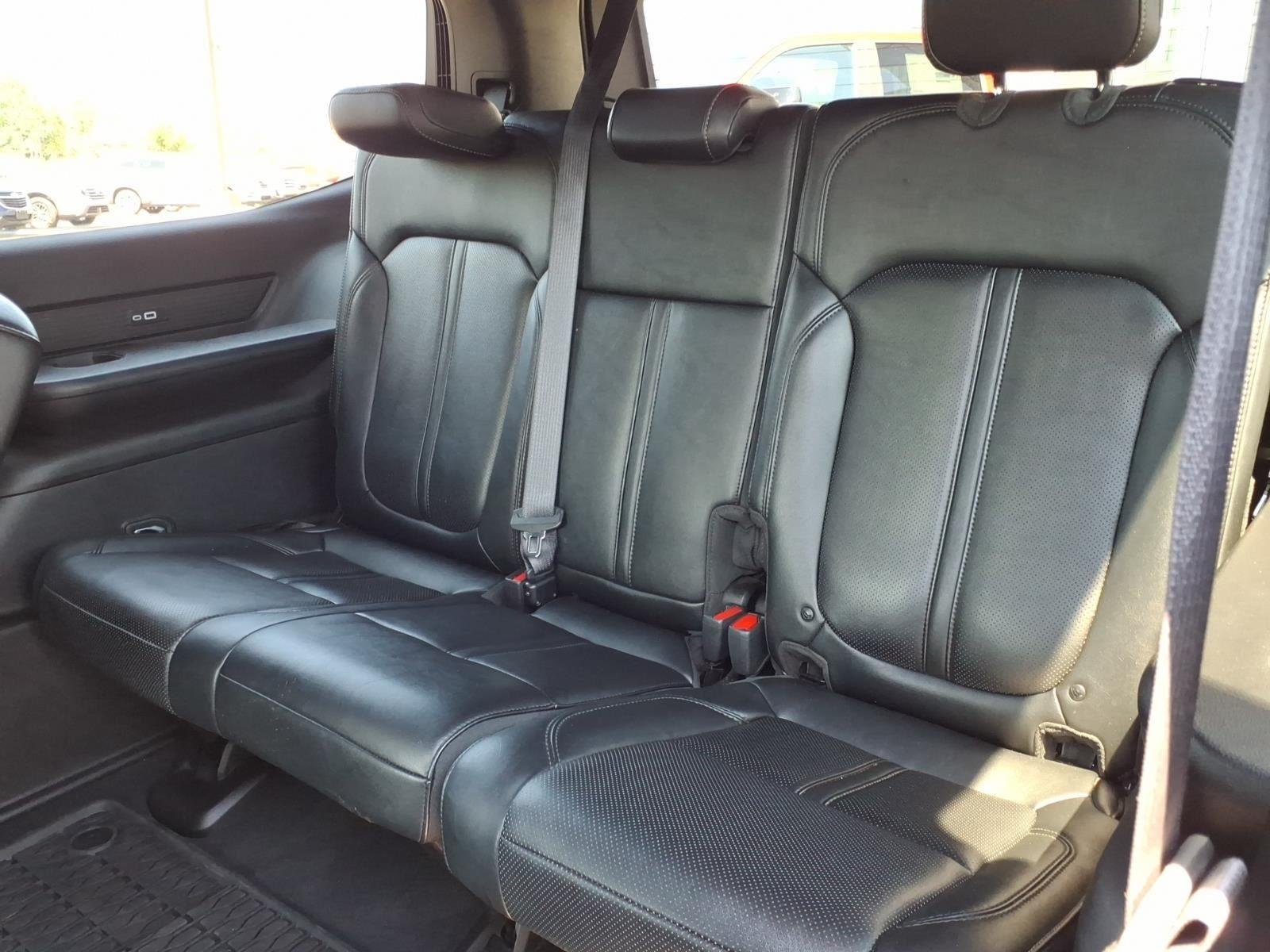 Used 2024 Velvet Red Pearlcoat Jeep Series II image 21