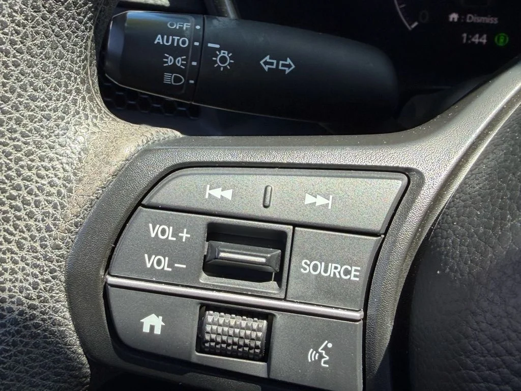 Used 2024 White Honda EX image 31
