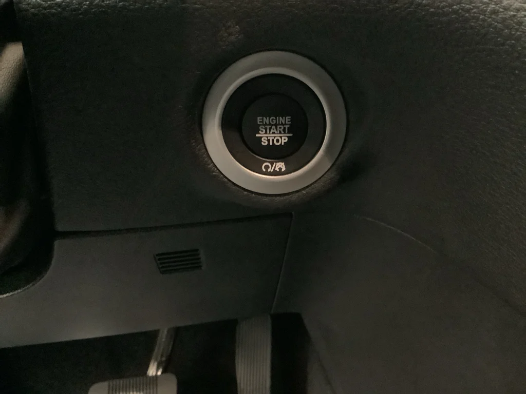 2026 Chrysler Pacifica Select - Photo 18