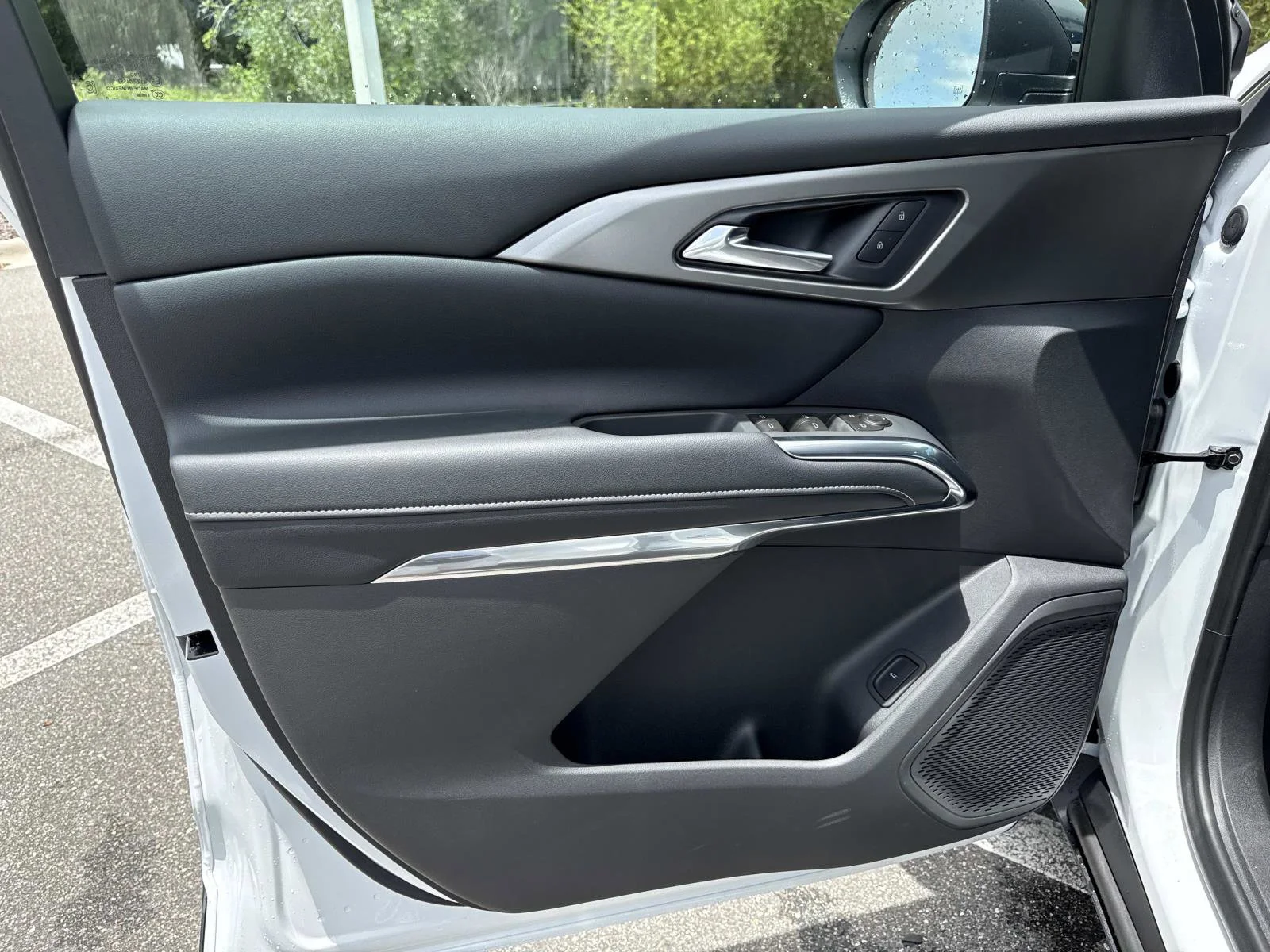 2026 Chevrolet Traverse LT - Photo 18