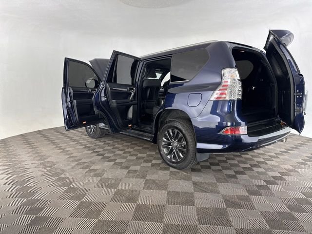 2023 Lexus GX PREMIUM - Photo 17