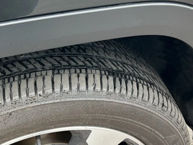Used 2023 Gray Jeep Limited image 17