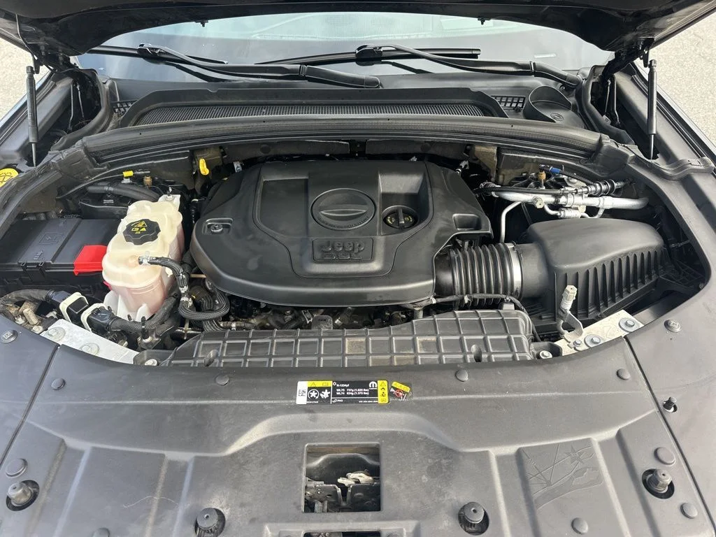 Used 2022 Black Jeep Summit image 36