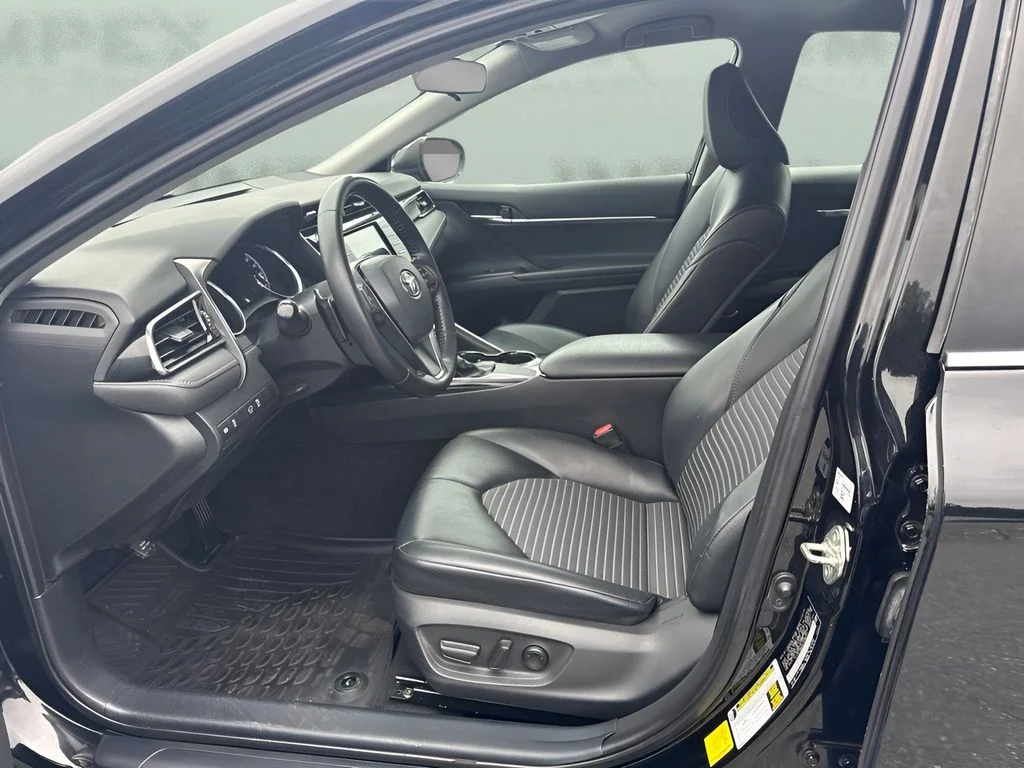 Used 2020 Black Toyota SE image 5