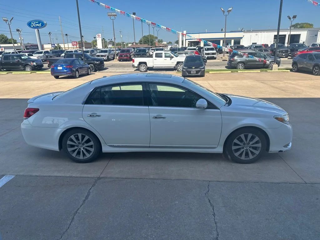 Used 2011 White Toyota Limited image 30