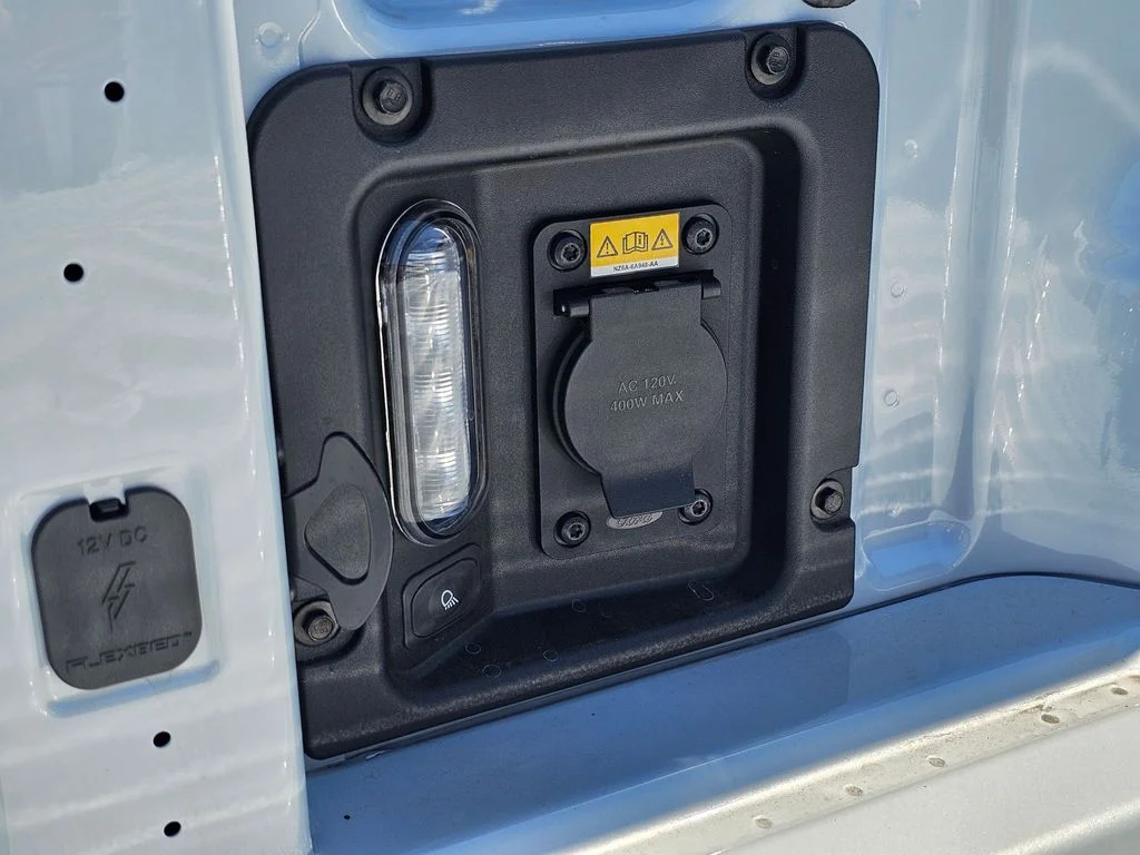 New 2025 White Ford XLT image 14