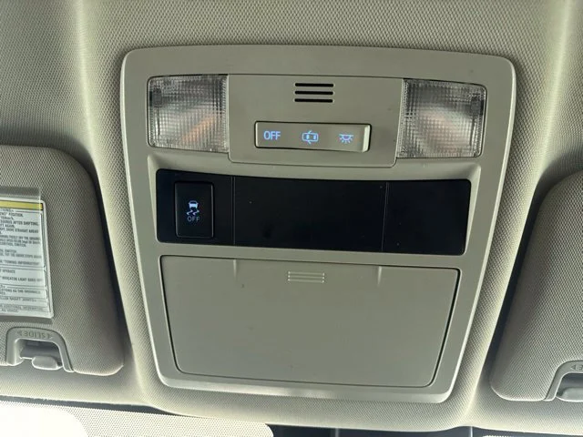 Used 2019 Gray Toyota SR image 13