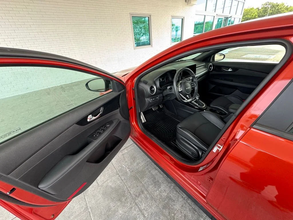 Used 2022 Red Kia GT-Line image 10