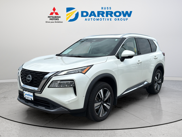 Used 2023 White Nissan SL image 1