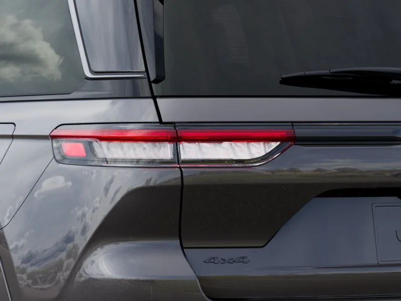 New 2026 Baltic Gray Metallic Clear-Coat Exterior Paint Jeep Summit image 11