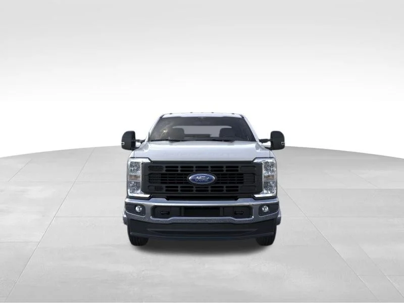 New 2026 Oxford White Ford F-350® XL image 6