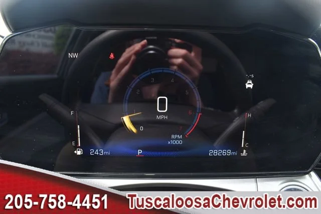 Used 2025 Cypress Gray Chevrolet LT image 29
