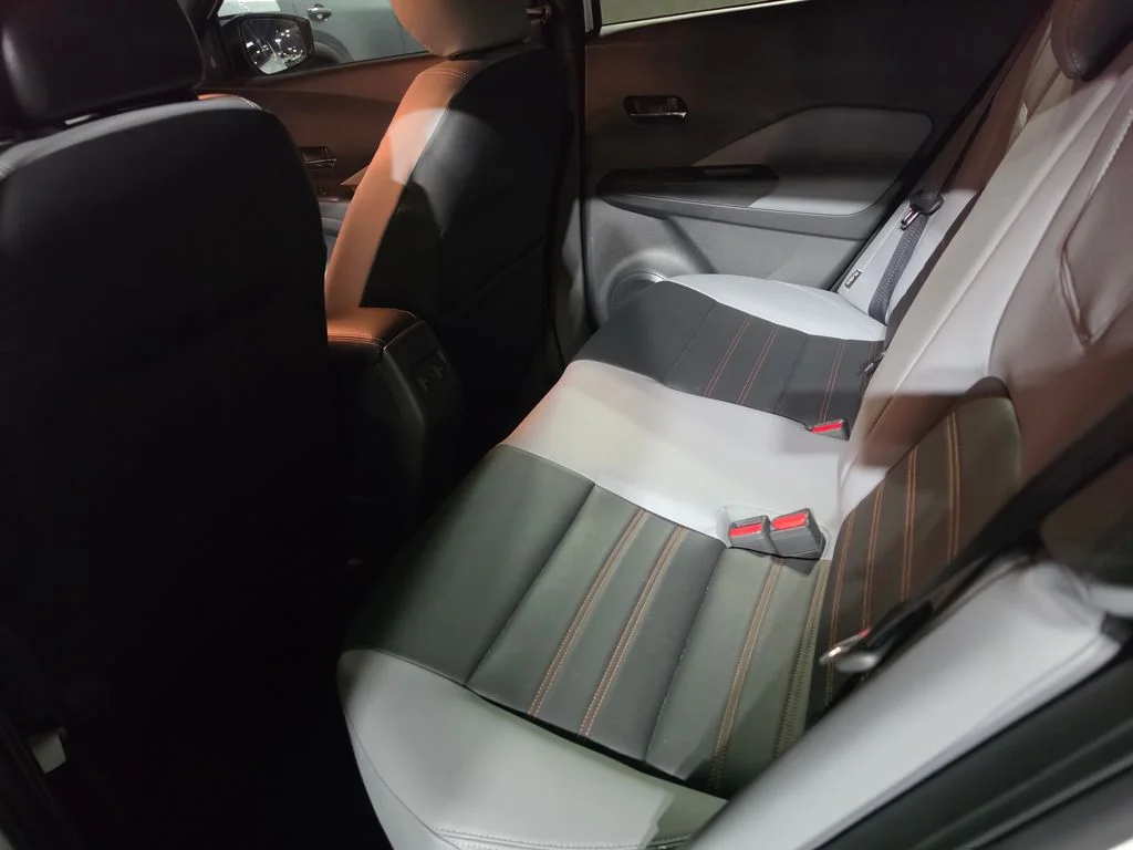 Certified Used 2023 White Nissan SR image 11