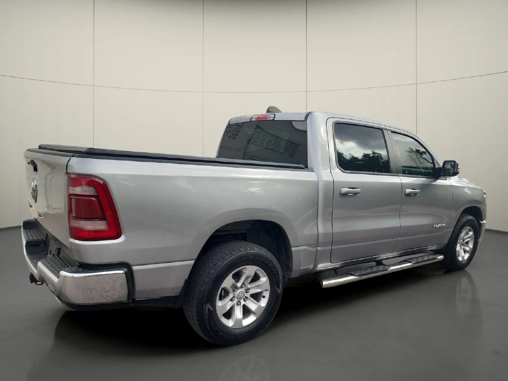 Used 2024 Silver Ram Laramie image 7