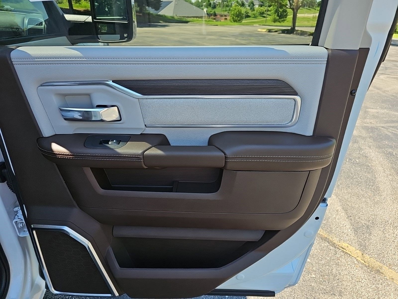 New 2026 Bright White Clearcoat Ram Laramie image 16