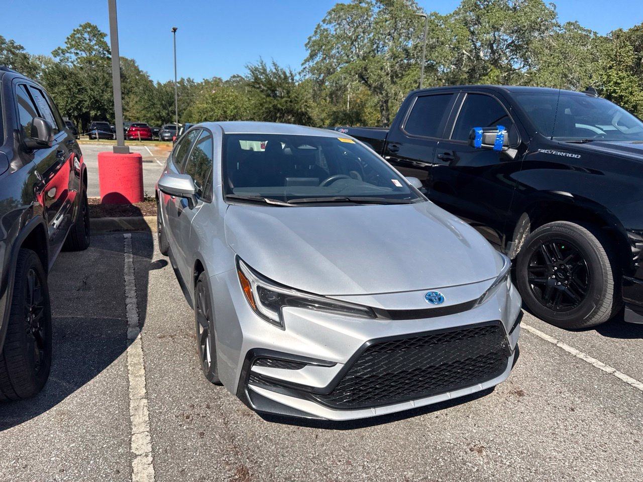Used 2024 Silver Toyota SE image 3