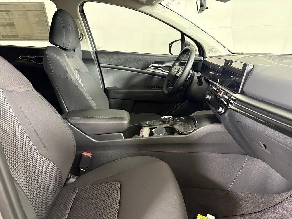New 2027 Wolf Gray Kia S image 14