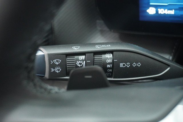 2027 Chevrolet Equinox LT - Photo 25