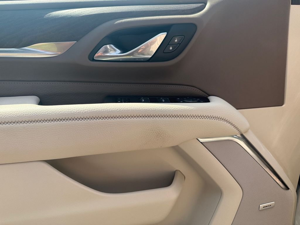 Used 2024 White GMC Denali image 11