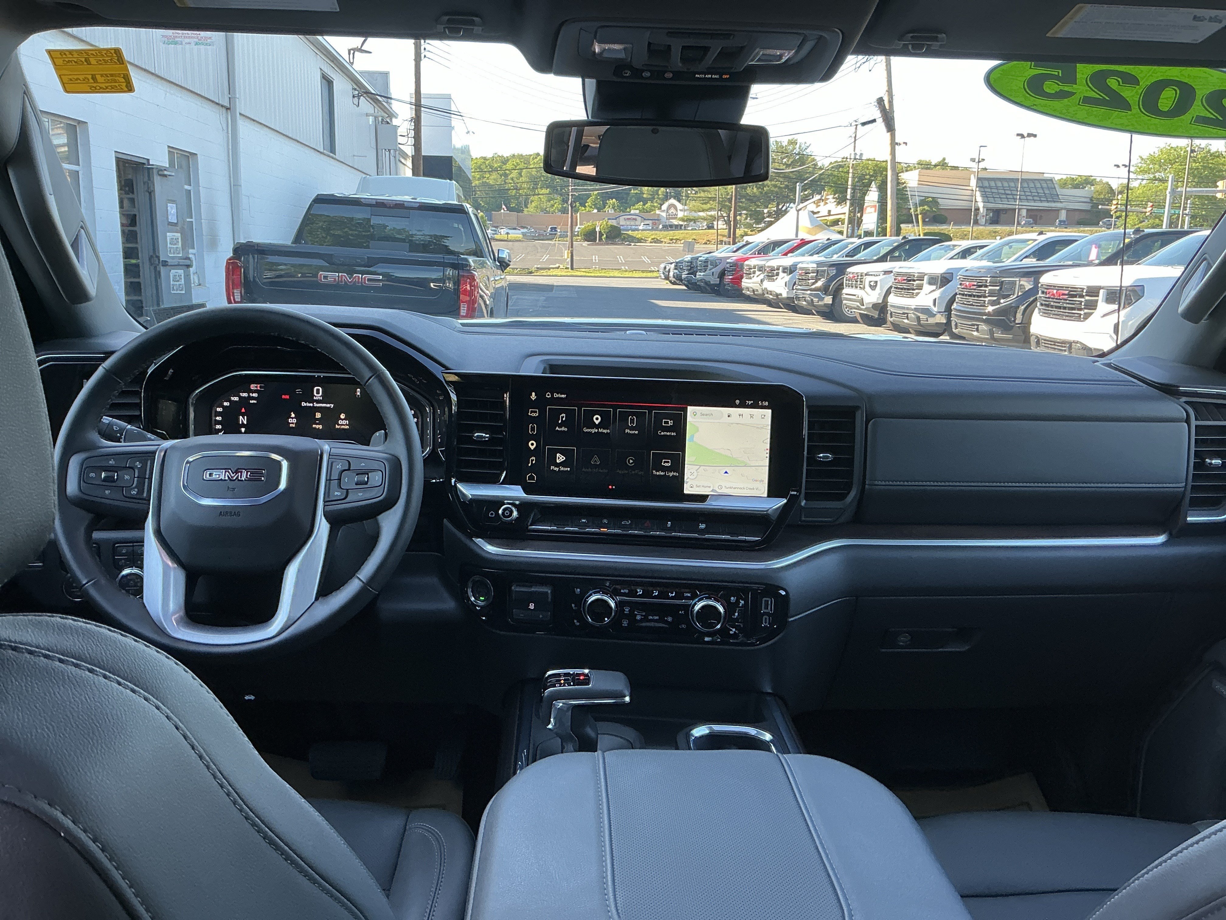 Used 2025 Onyx Black GMC SLT image 11