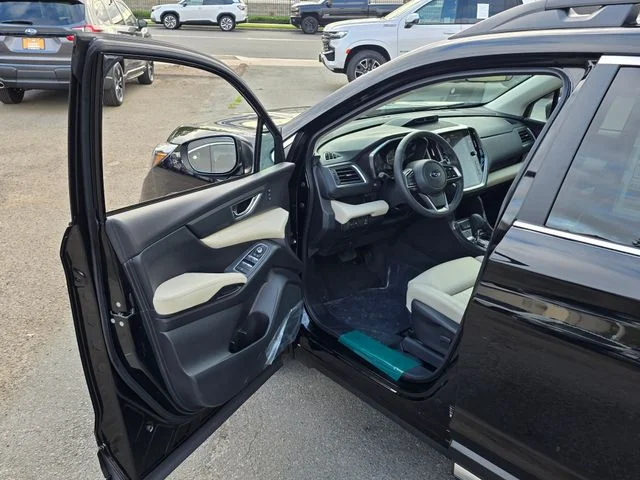 New 2026 CRYSTAL BLACK SILICA Subaru Limited 7-Passenger image 49