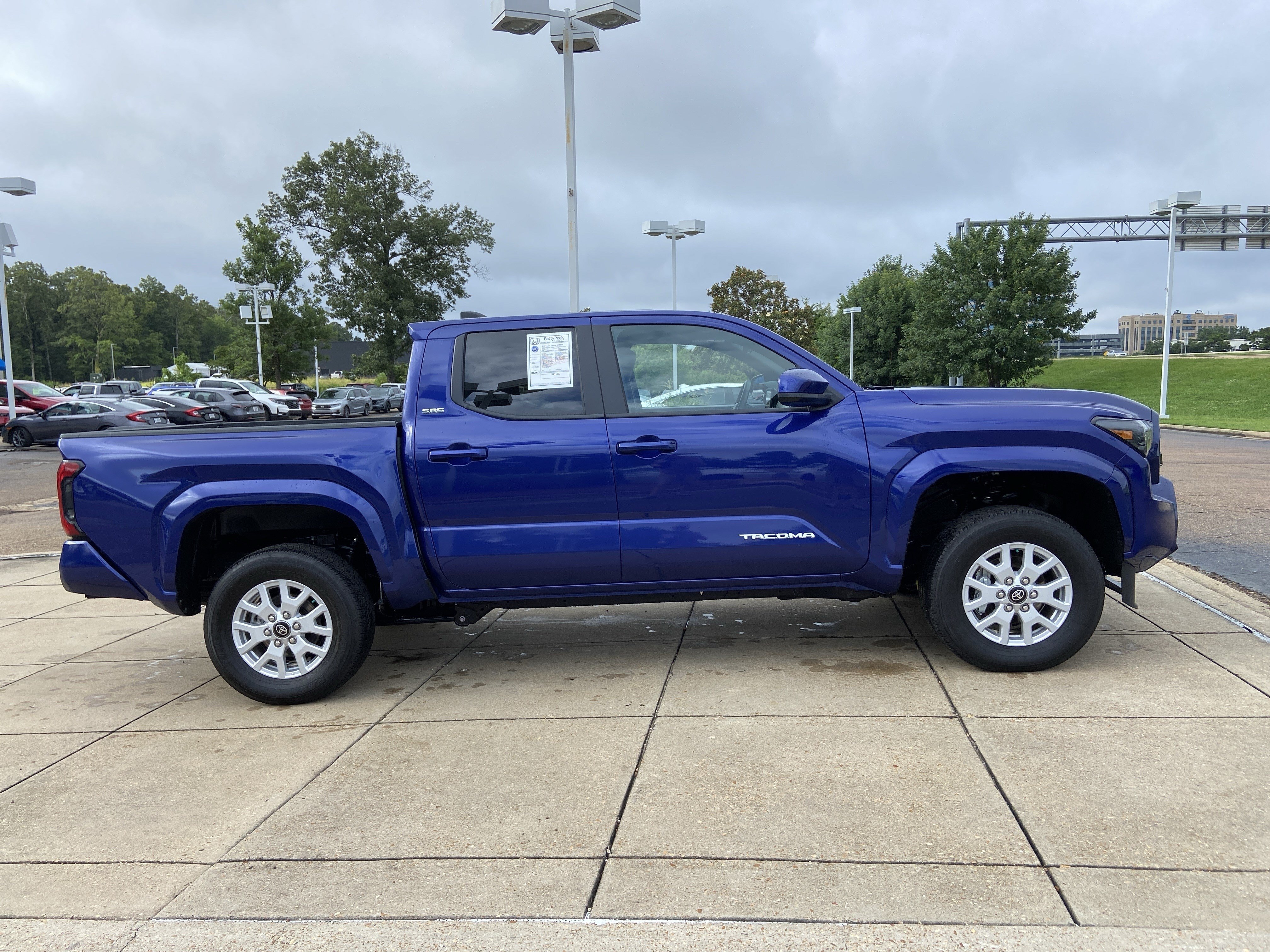 Used 2025 Blue Toyota SR5 image 13