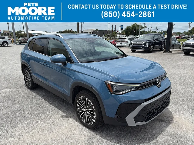 2025 Volkswagen Taos SE FWD