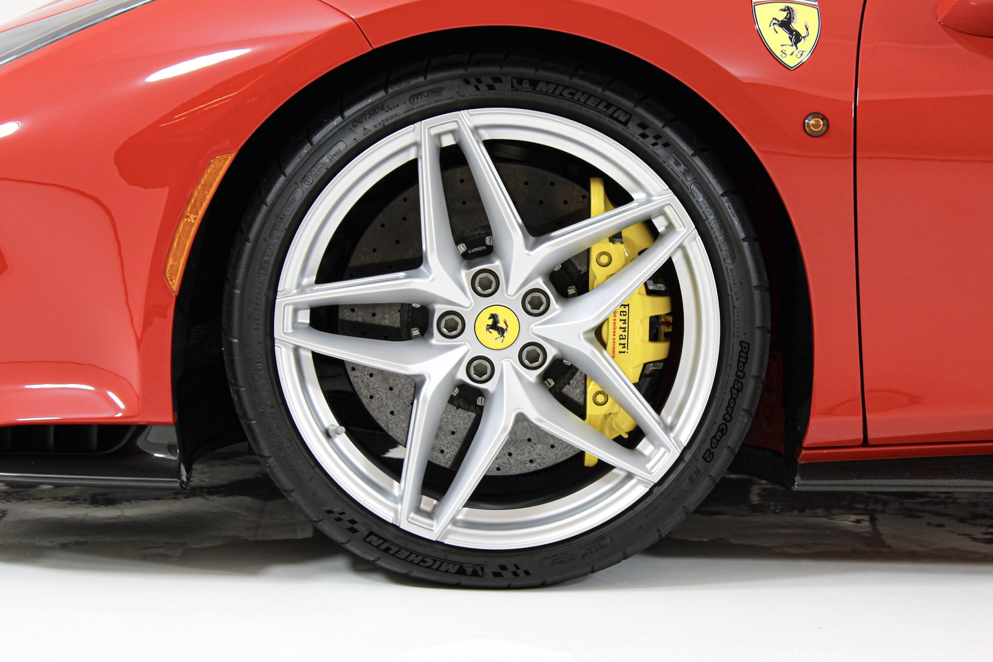 Certified Used 2019 Red Ferrari  image 22