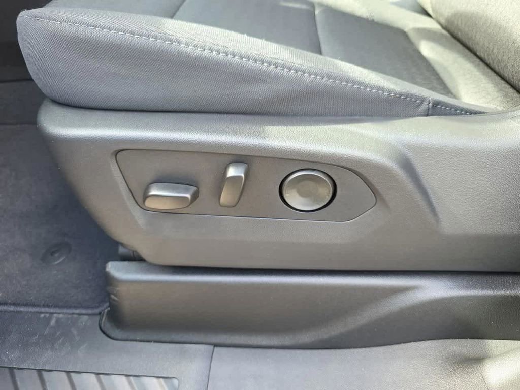 2026 Chevrolet Tahoe LS - Photo 16