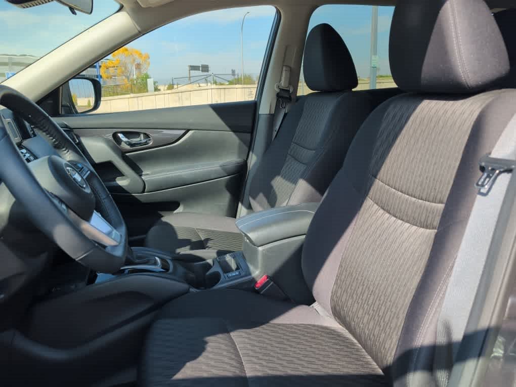 Used 2020 Gun Metallic Nissan SV image 10